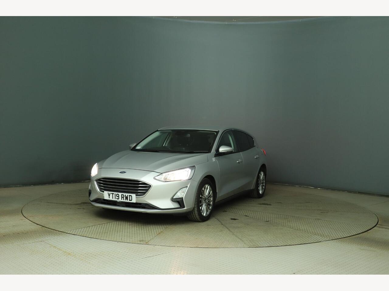 Ford Focus YT19RWD