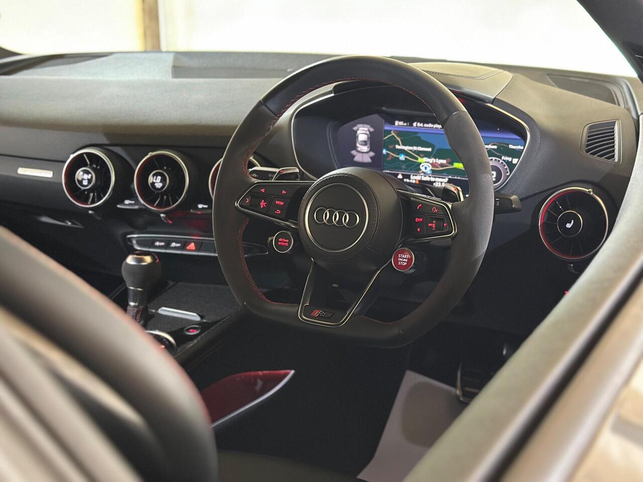 Audi TT RS RY19NZZ