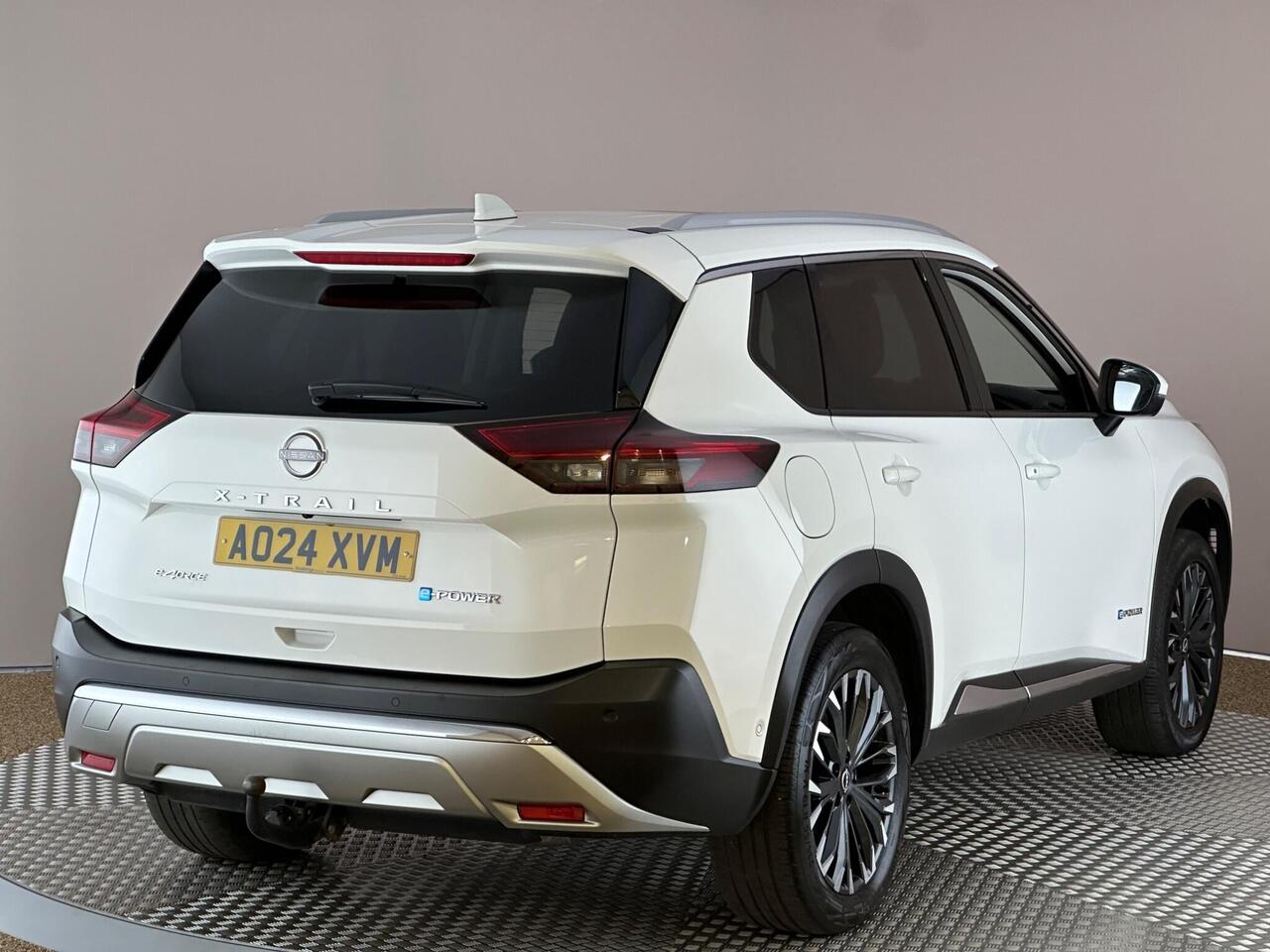 Nissan X-Trail AO24XVM