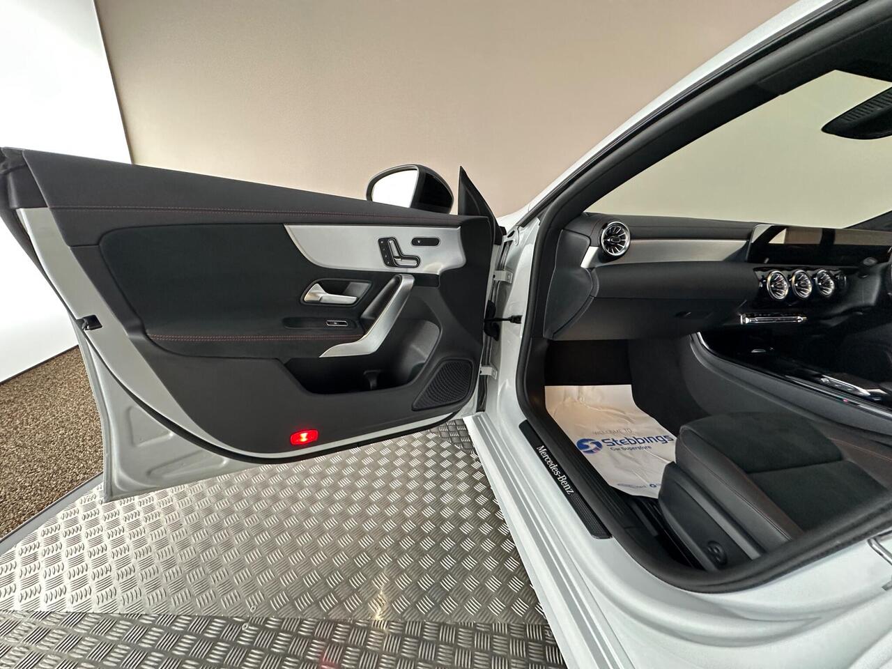 Mercedes-Benz CLA KW23MYY