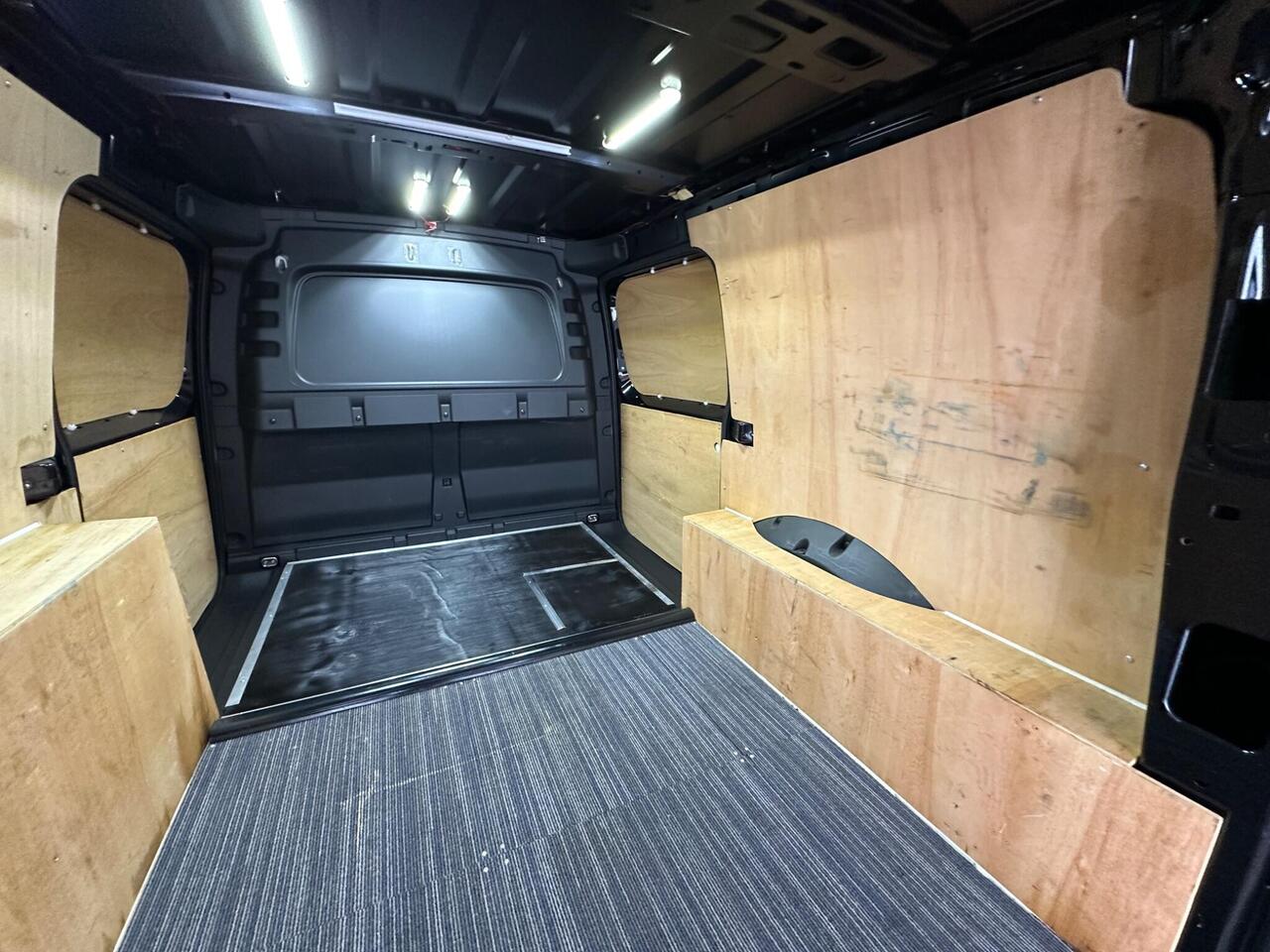 Volkswagen Caddy Maxi OV23YSY