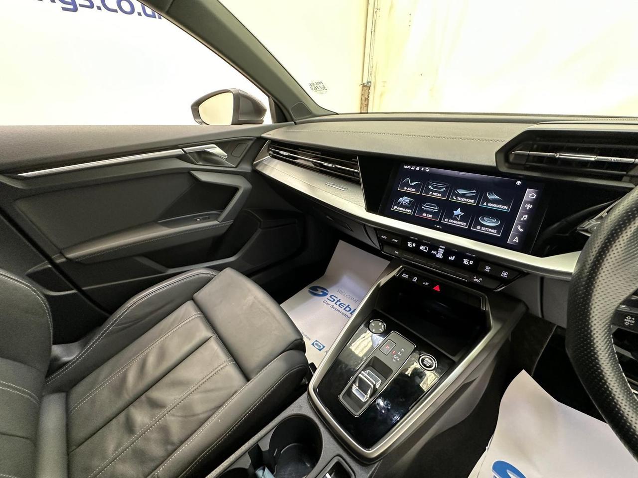 Audi A3 YE21XNF