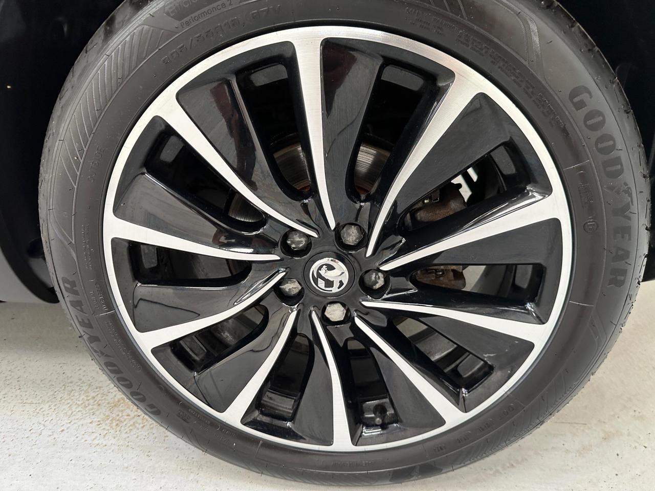 Vauxhall Grandland X BL69ZGN