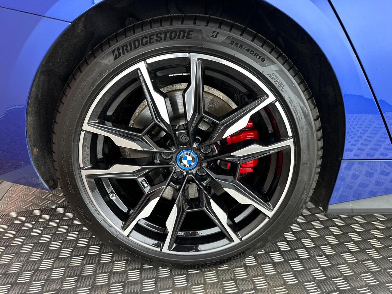 BMW i4 ND72JJL