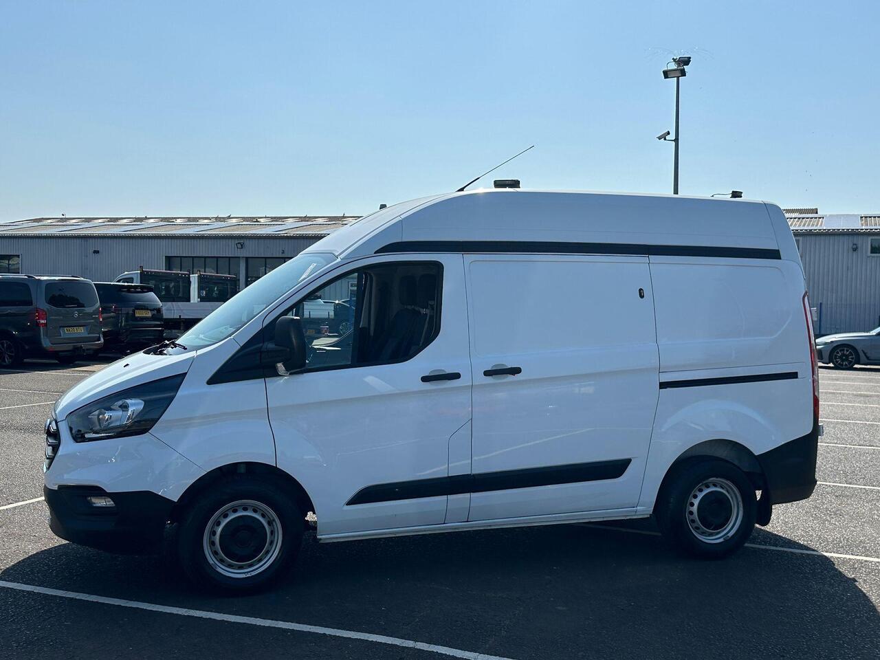 Ford Transit Custom YR19BFT