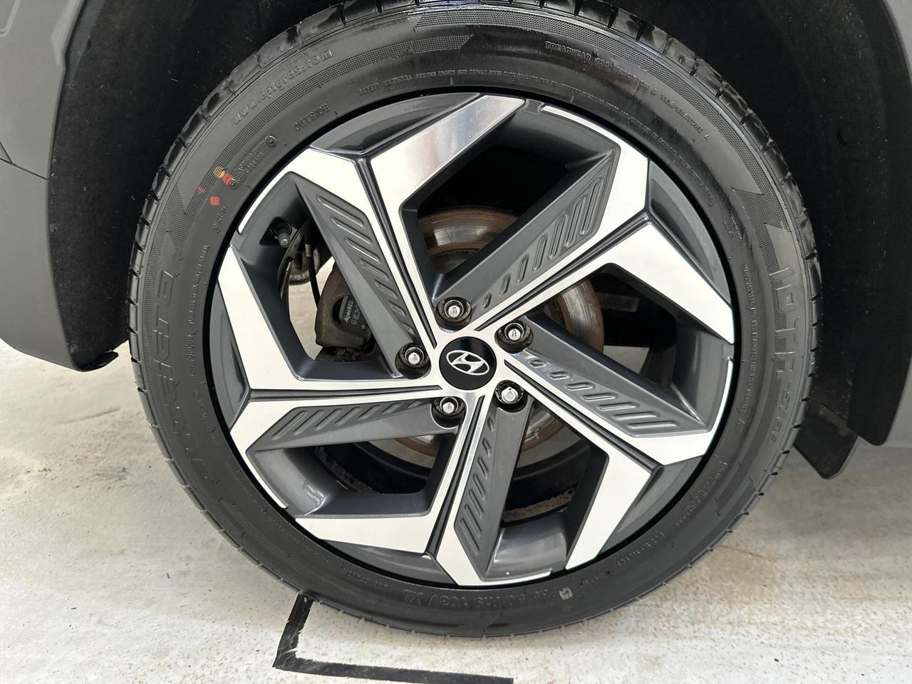 Hyundai TUCSON DU72AUV