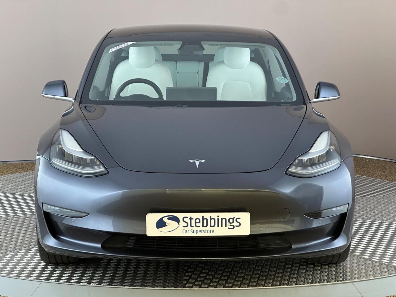 Tesla Model 3 BU70XRY