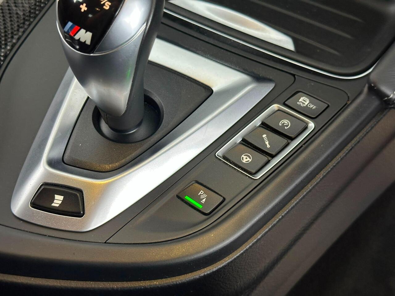 BMW M4 AF70SVA