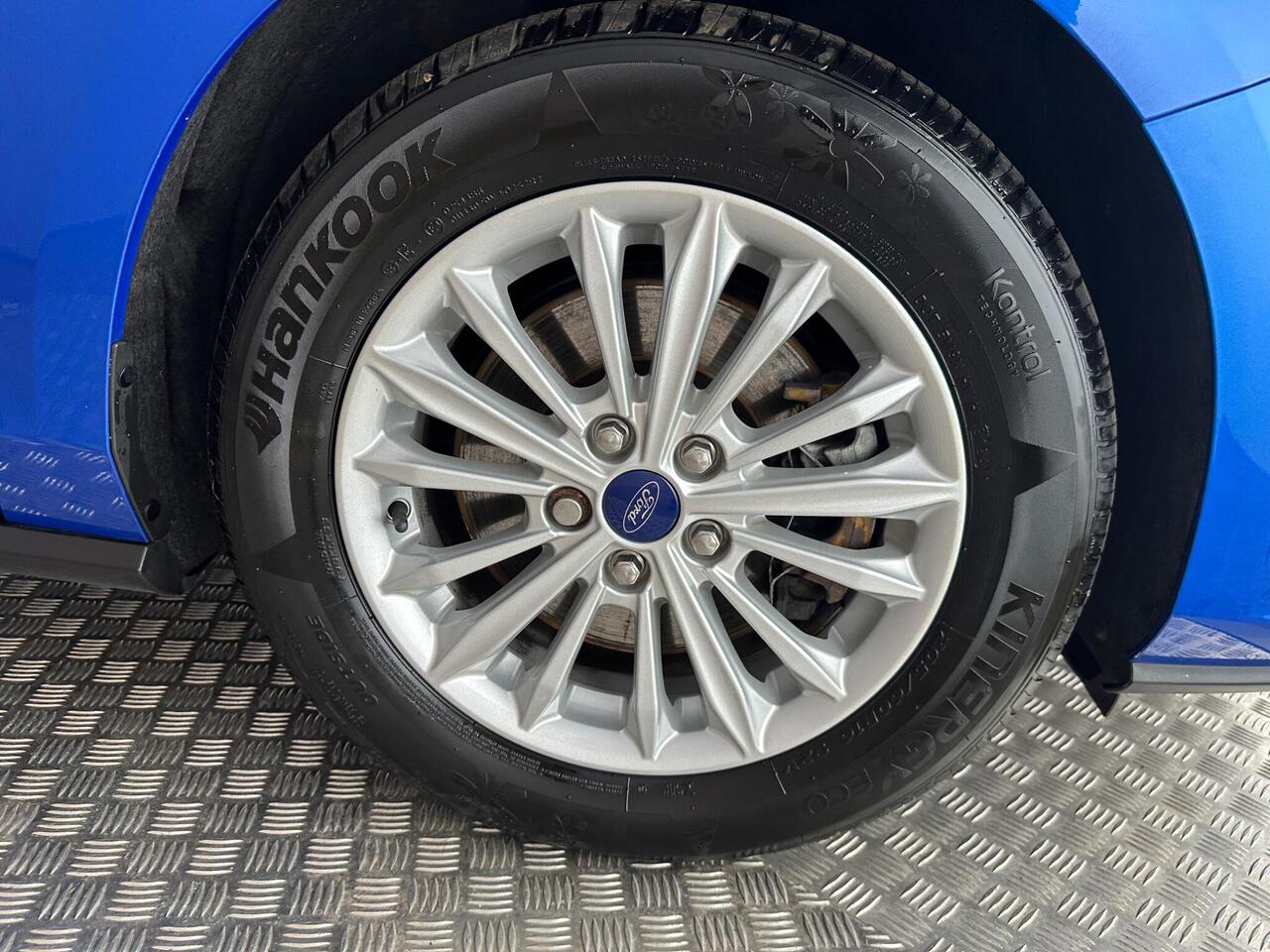 Ford Focus AF22SYT