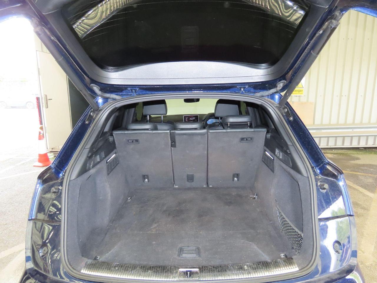 Audi Q5 HJ70GJV