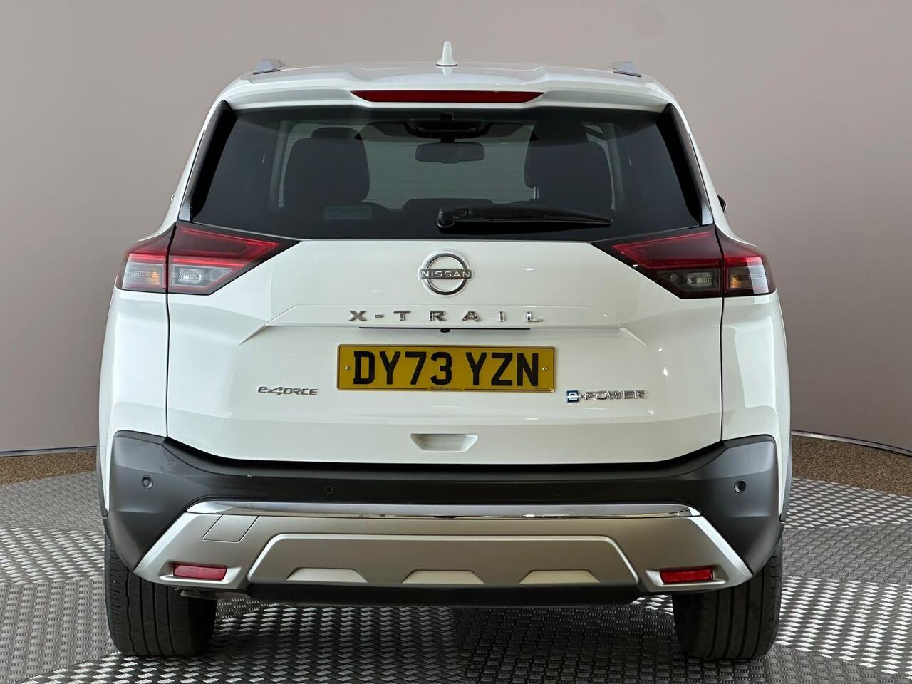 Nissan X-Trail DY73YZN