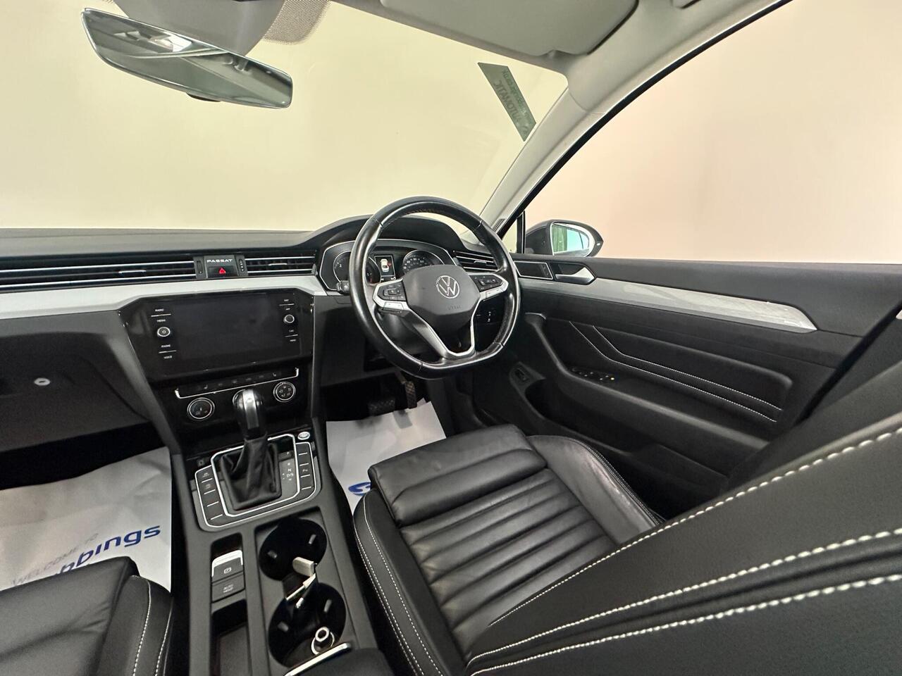 Volkswagen Passat YE70PYB