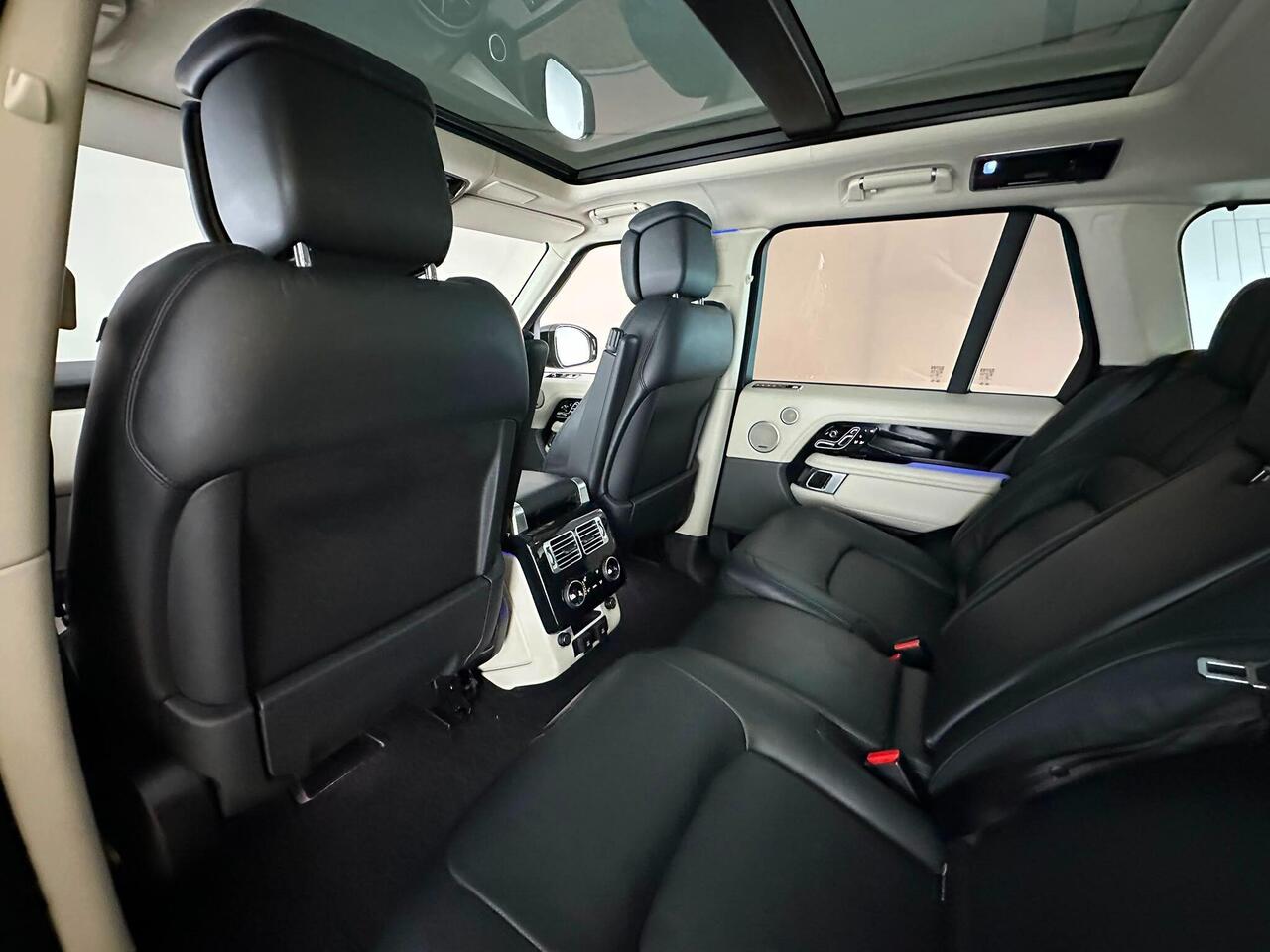 Land Rover Range Rover KV68HUY