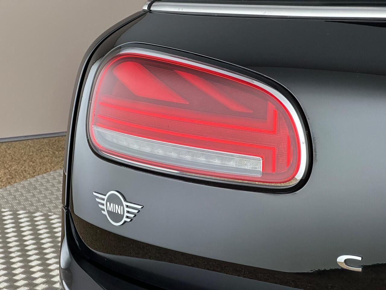 MINI Clubman MJ21RYZ