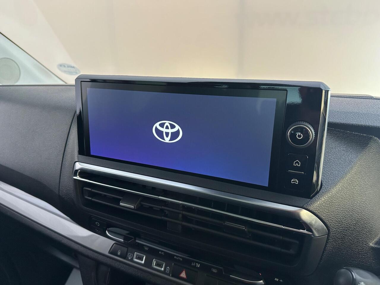 Toyota PROACE Verso KW25FVG