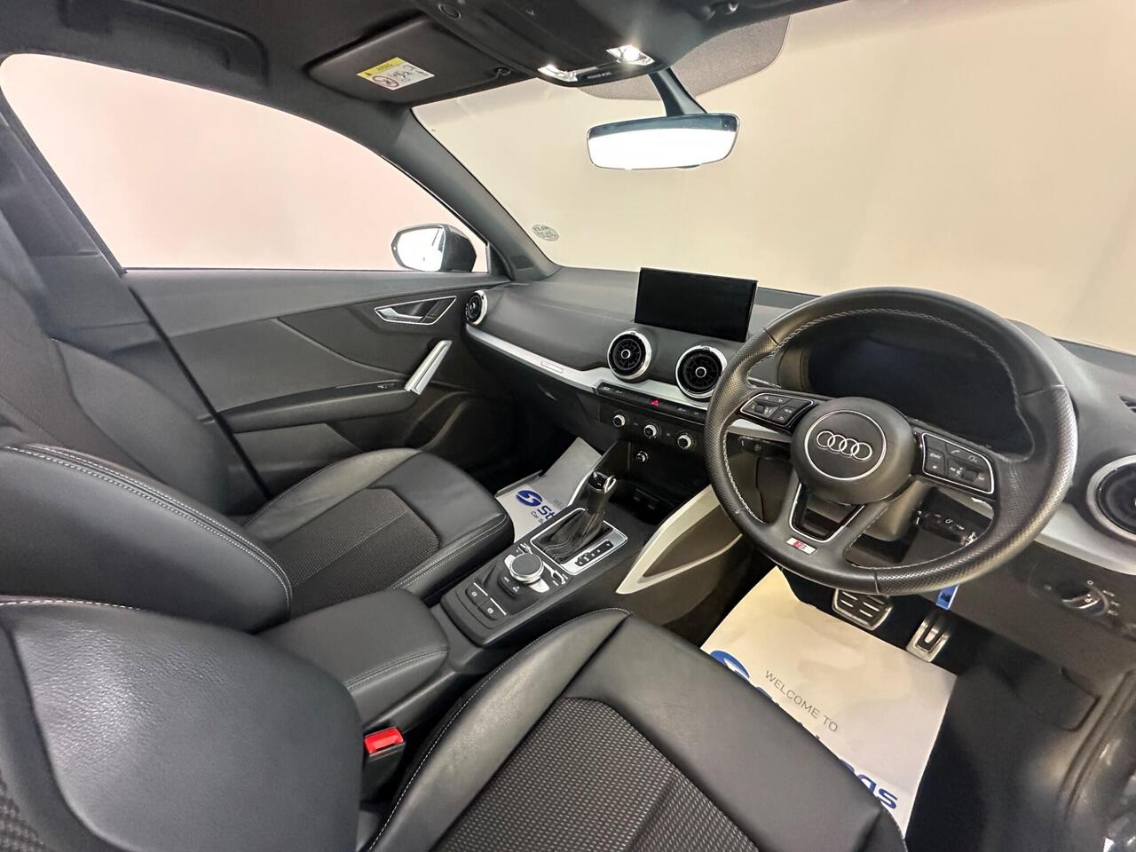 Audi Q2 AU71TKE