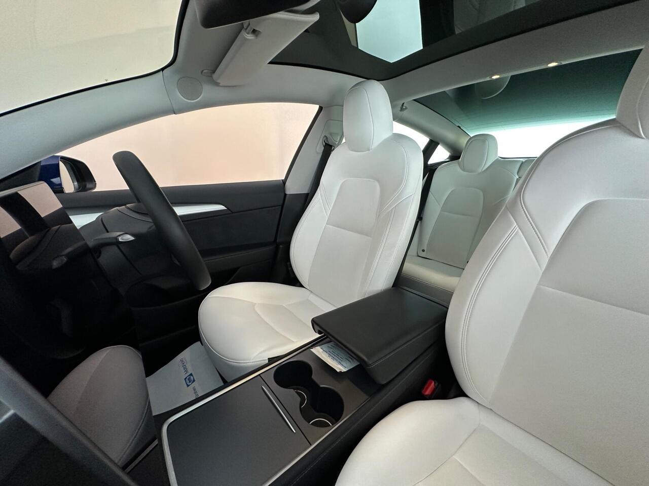 Tesla Model 3 YC21BSV
