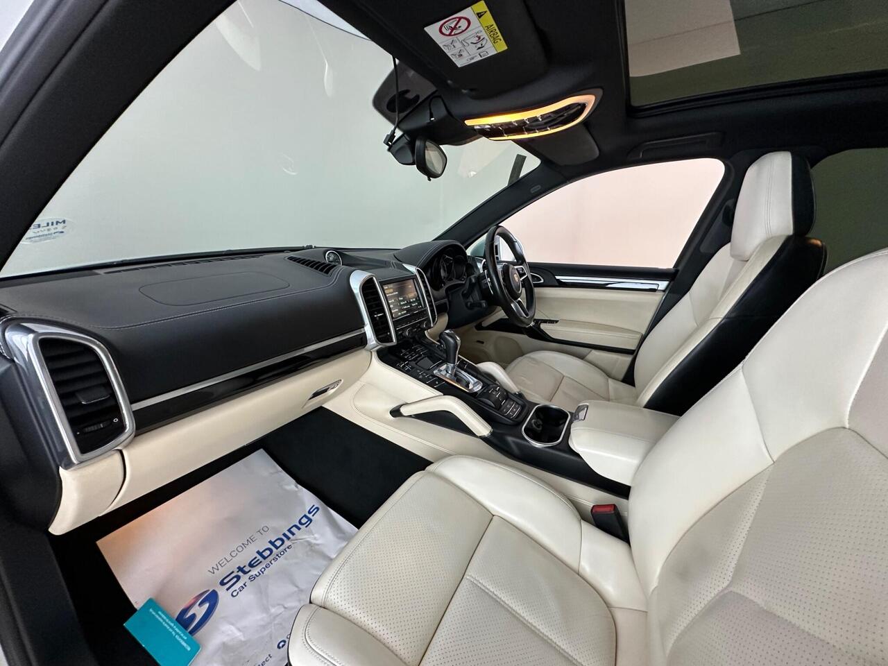 Porsche Cayenne LT65GWL