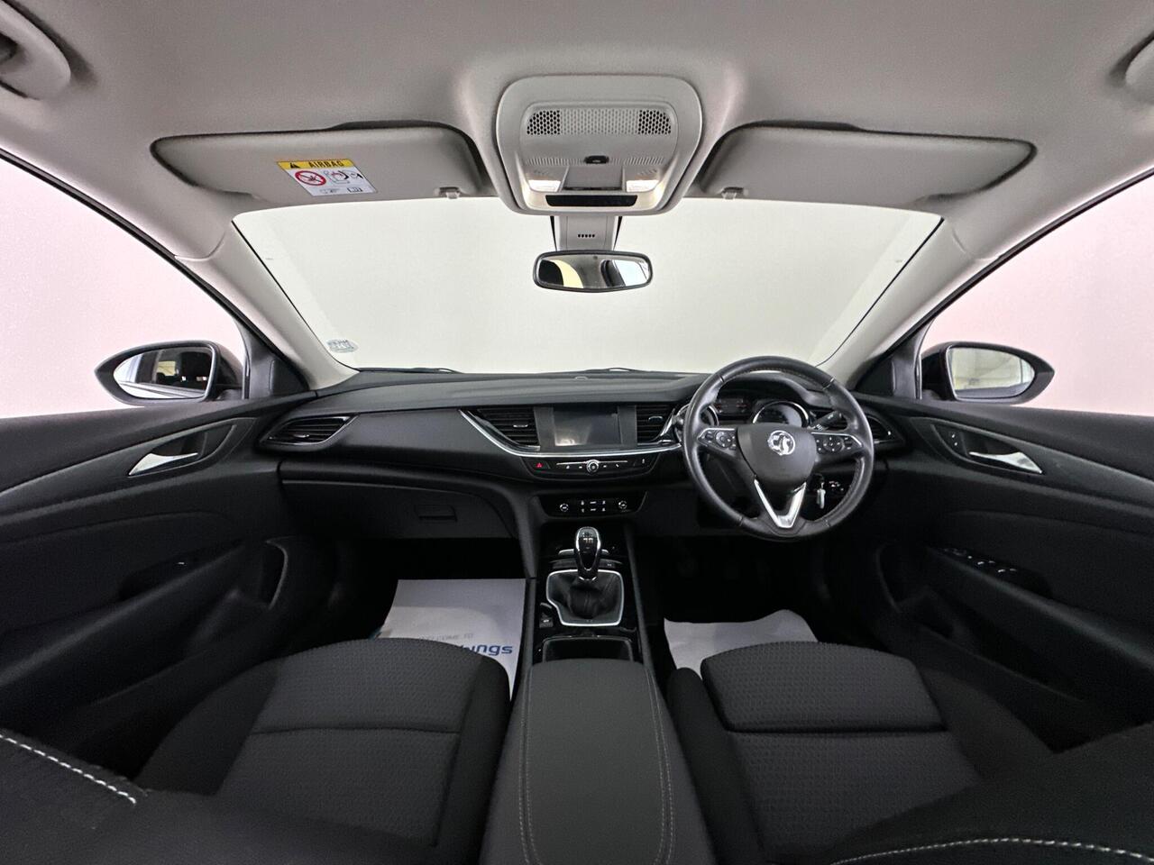 Vauxhall Insignia VO71HRZ