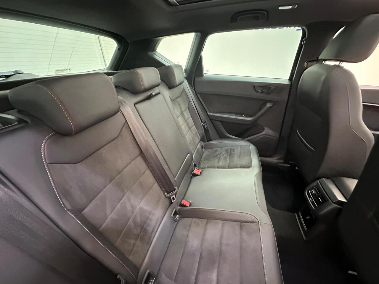 SEAT CUPRA Ateca AX19VKU