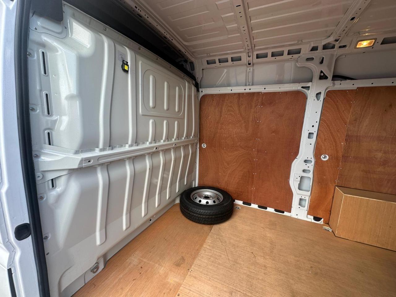 Vauxhall Movano DS23XNU