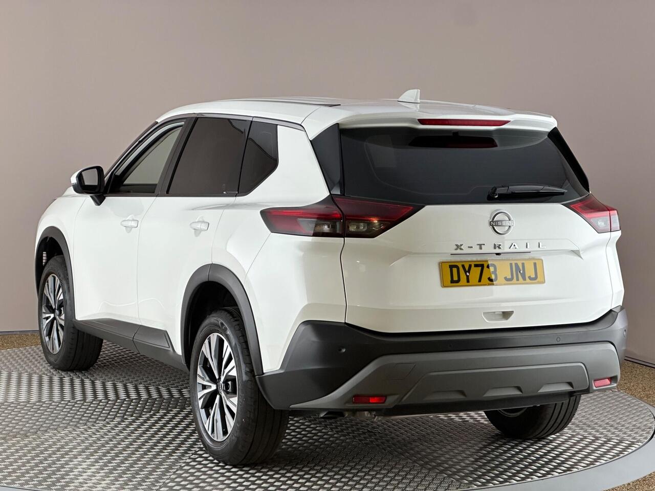 Nissan X-Trail DY73JNJ