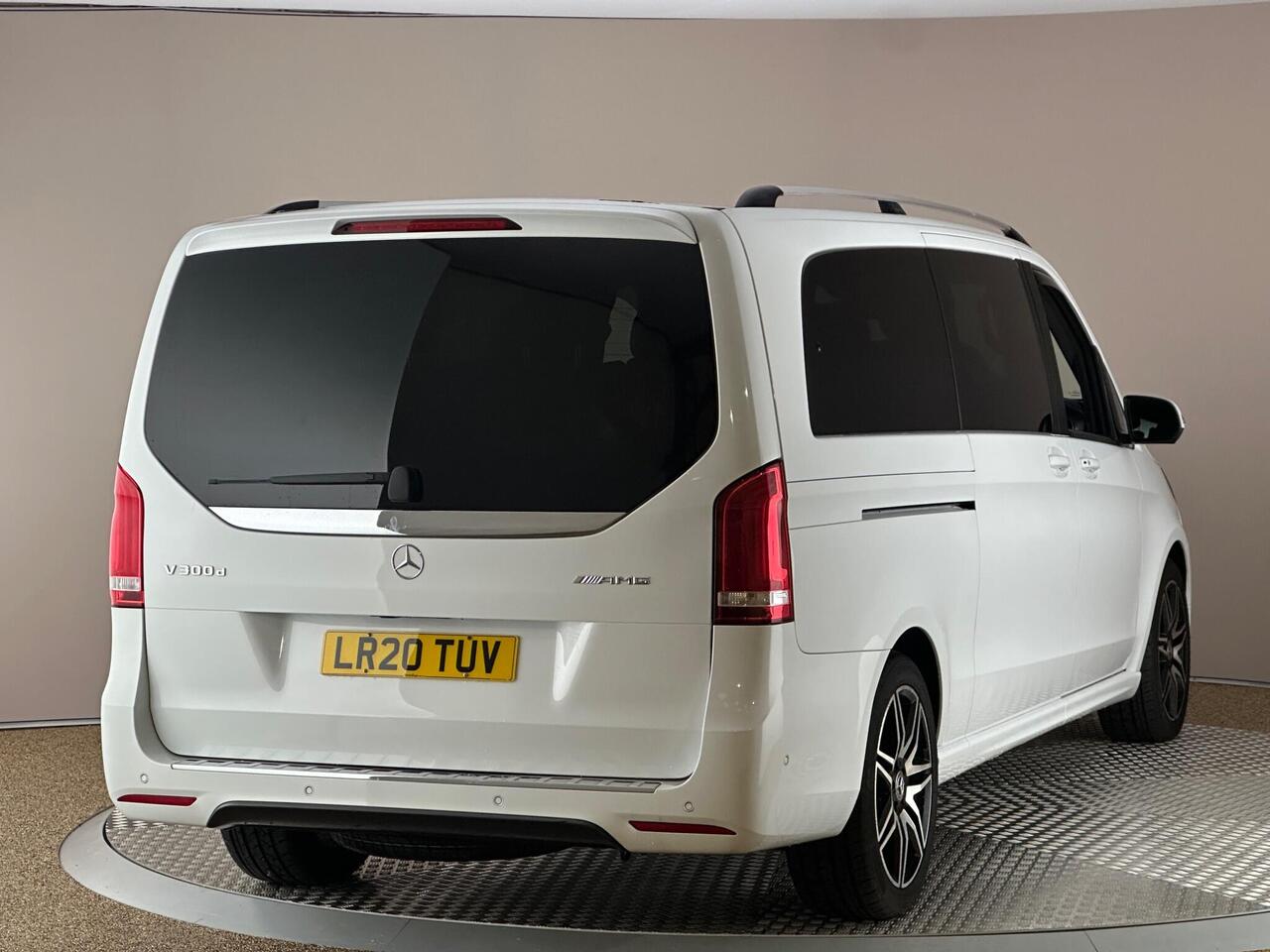 Mercedes-Benz V Class LR20TUV