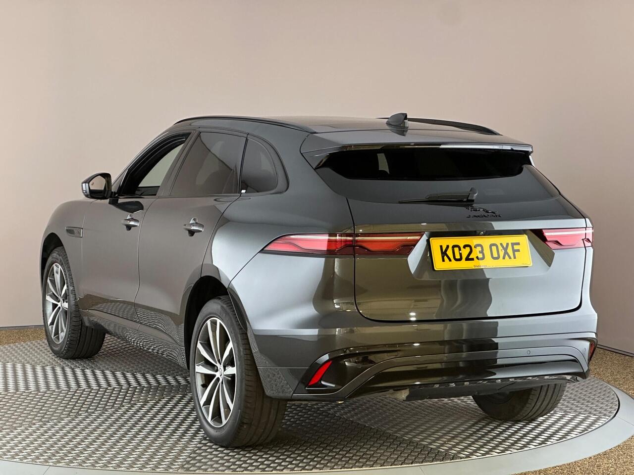 Jaguar F-PACE KO23OXF