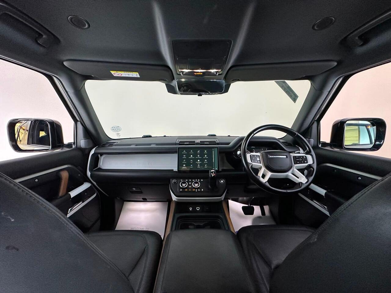 Land Rover Defender 110 FH71KKZ