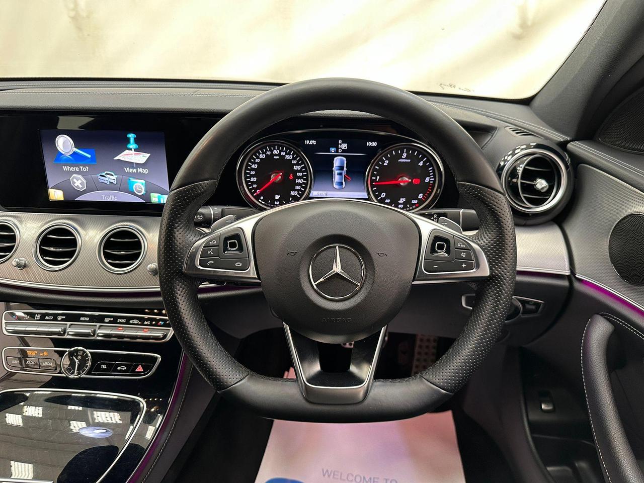 Mercedes-Benz E Class LO17YWC