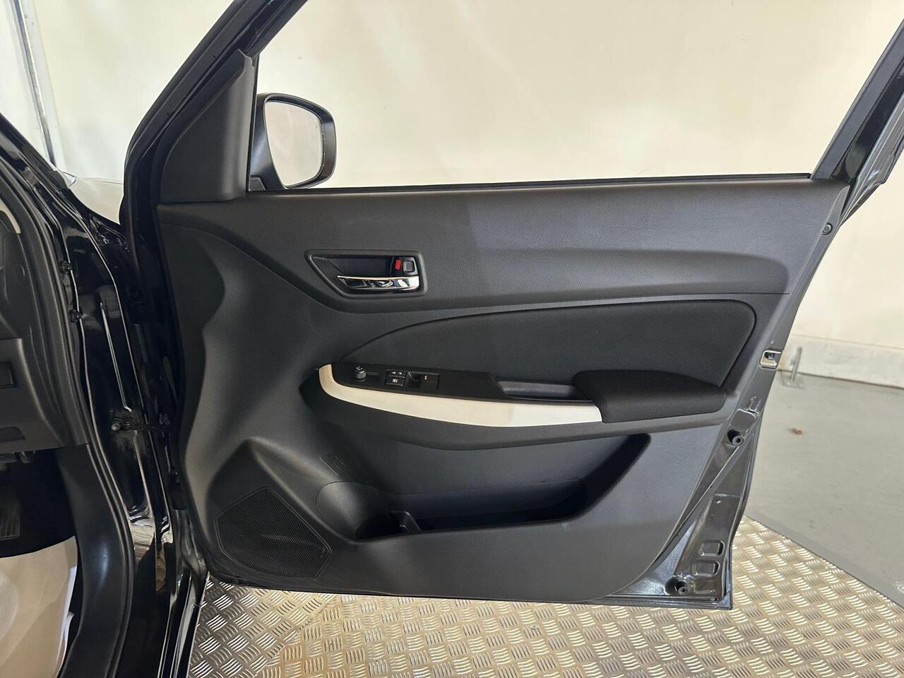 Suzuki Swift AO21YPU