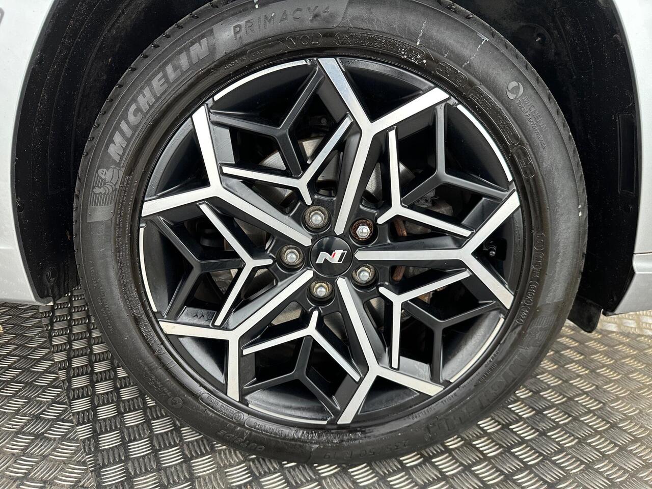 Hyundai TUCSON YR71NNJ