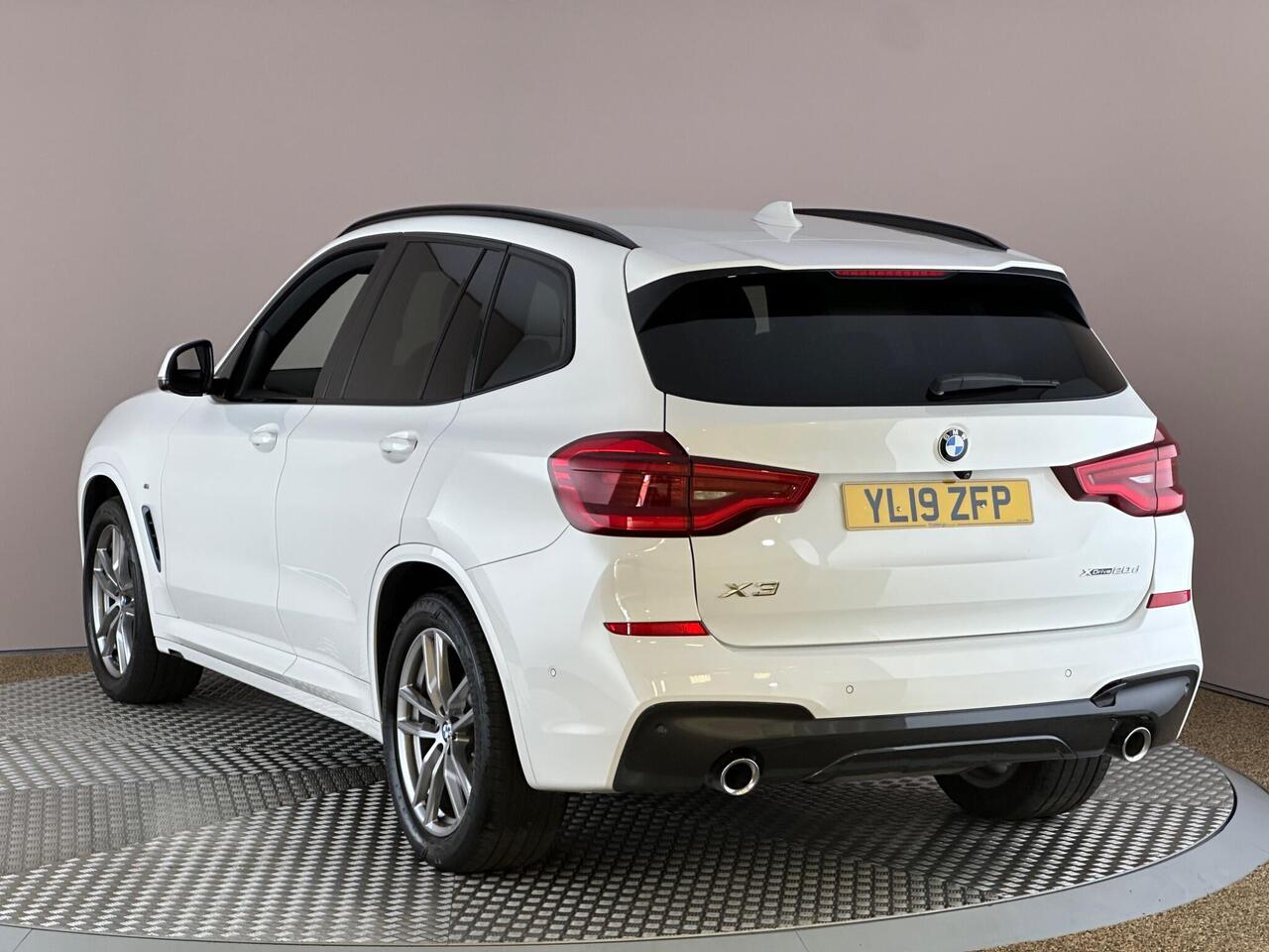 BMW X3 YL19ZFP