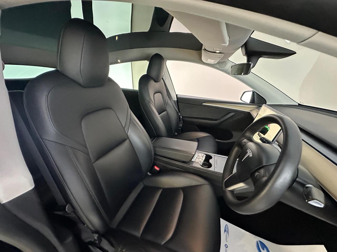 Tesla Model Y GJ22UHF
