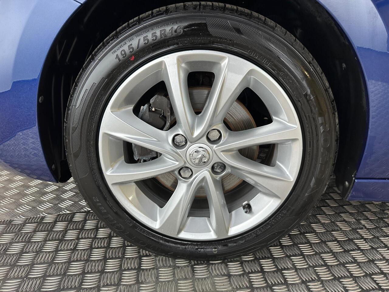 Vauxhall Corsa SE21EOL