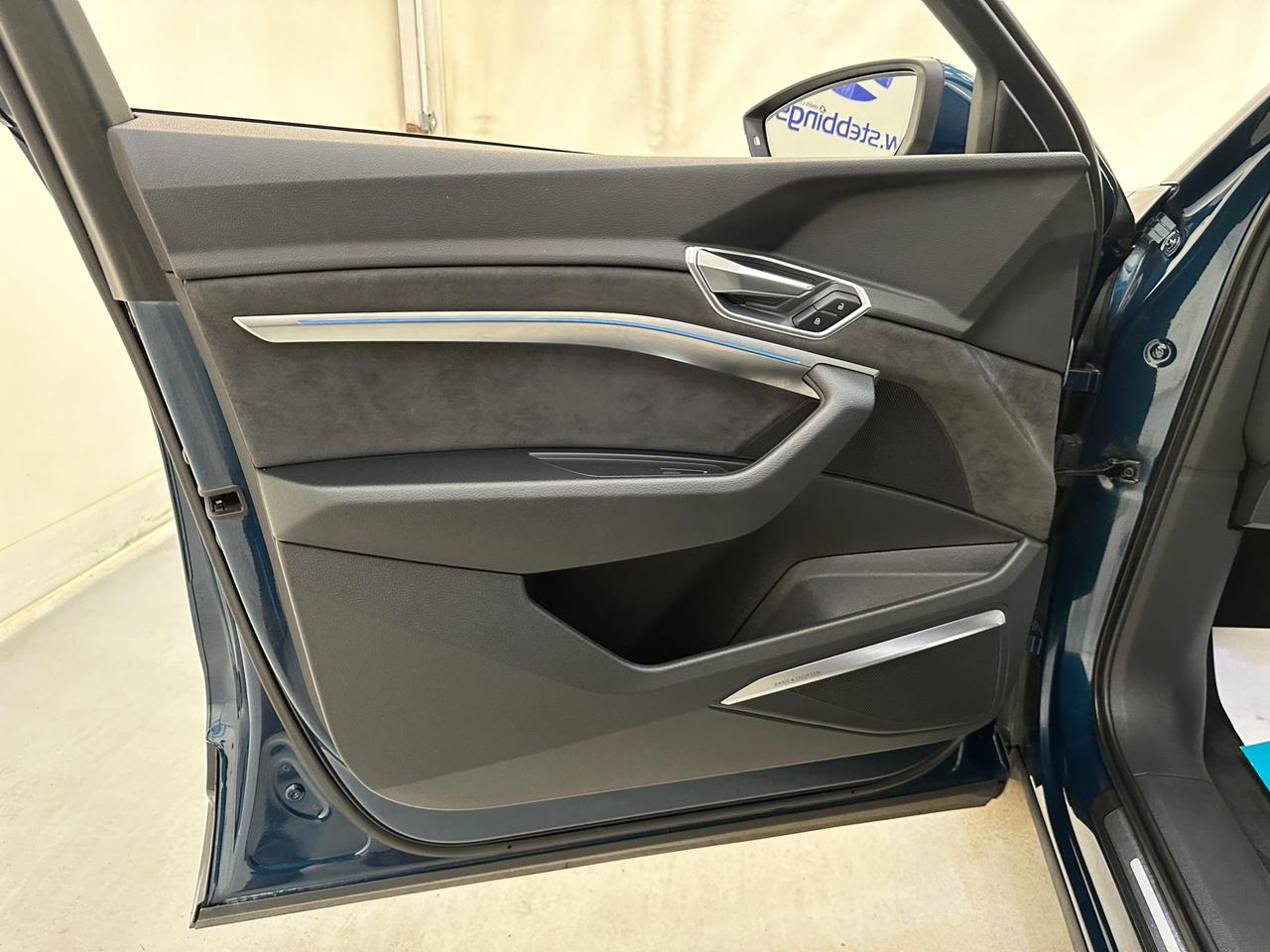 Audi e-tron RO70OMZ