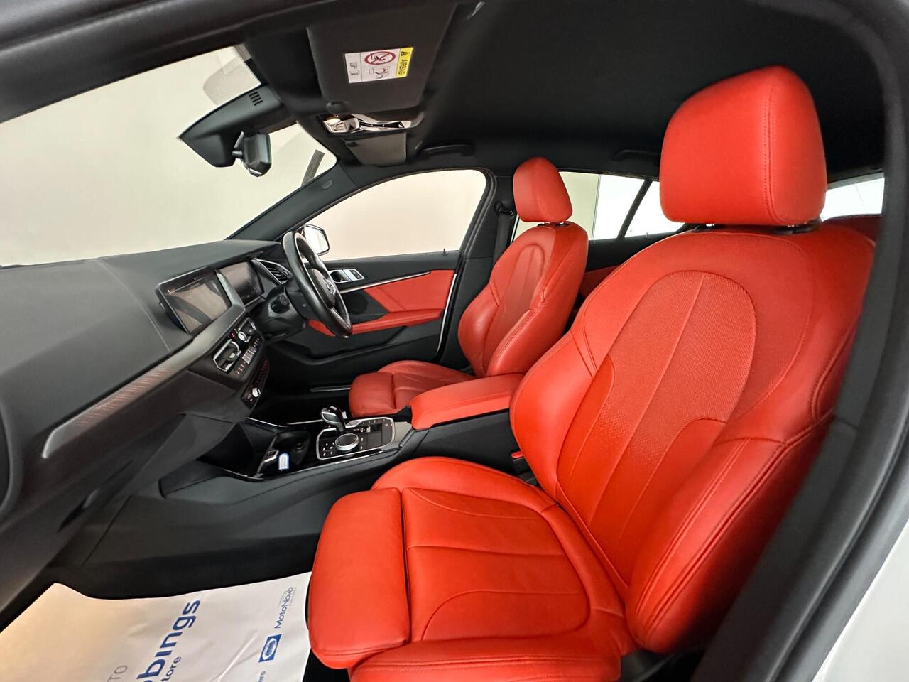 BMW 1 Series YP72HGD