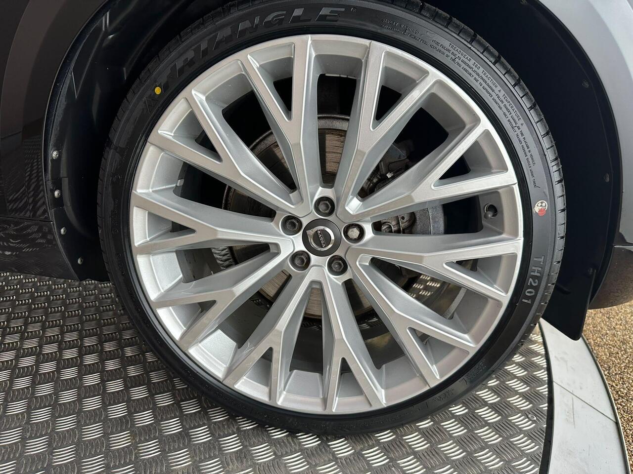 Volvo XC60 YP18RZN