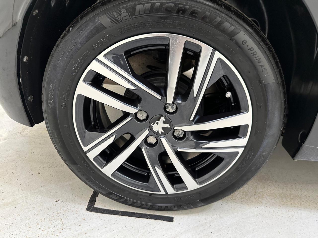 Peugeot 208 AJ23DWM