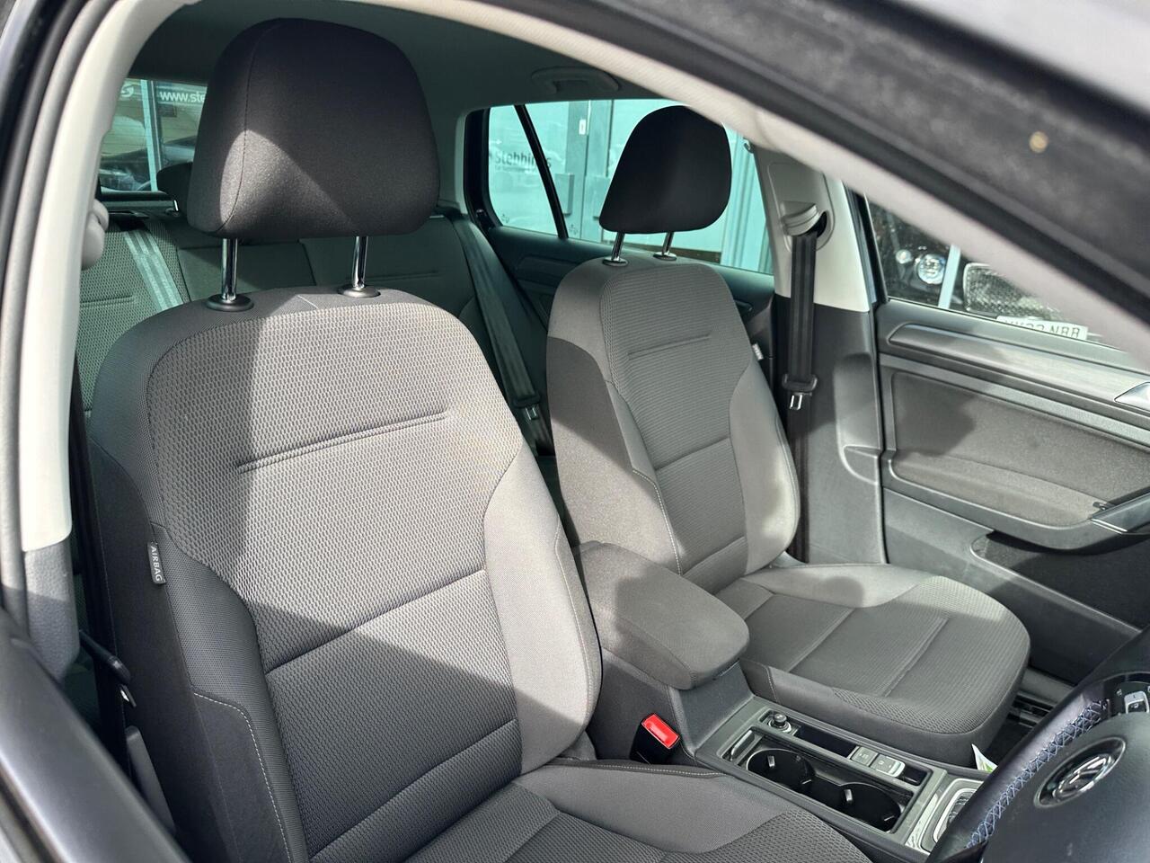 Volkswagen e-Golf SH19YMK