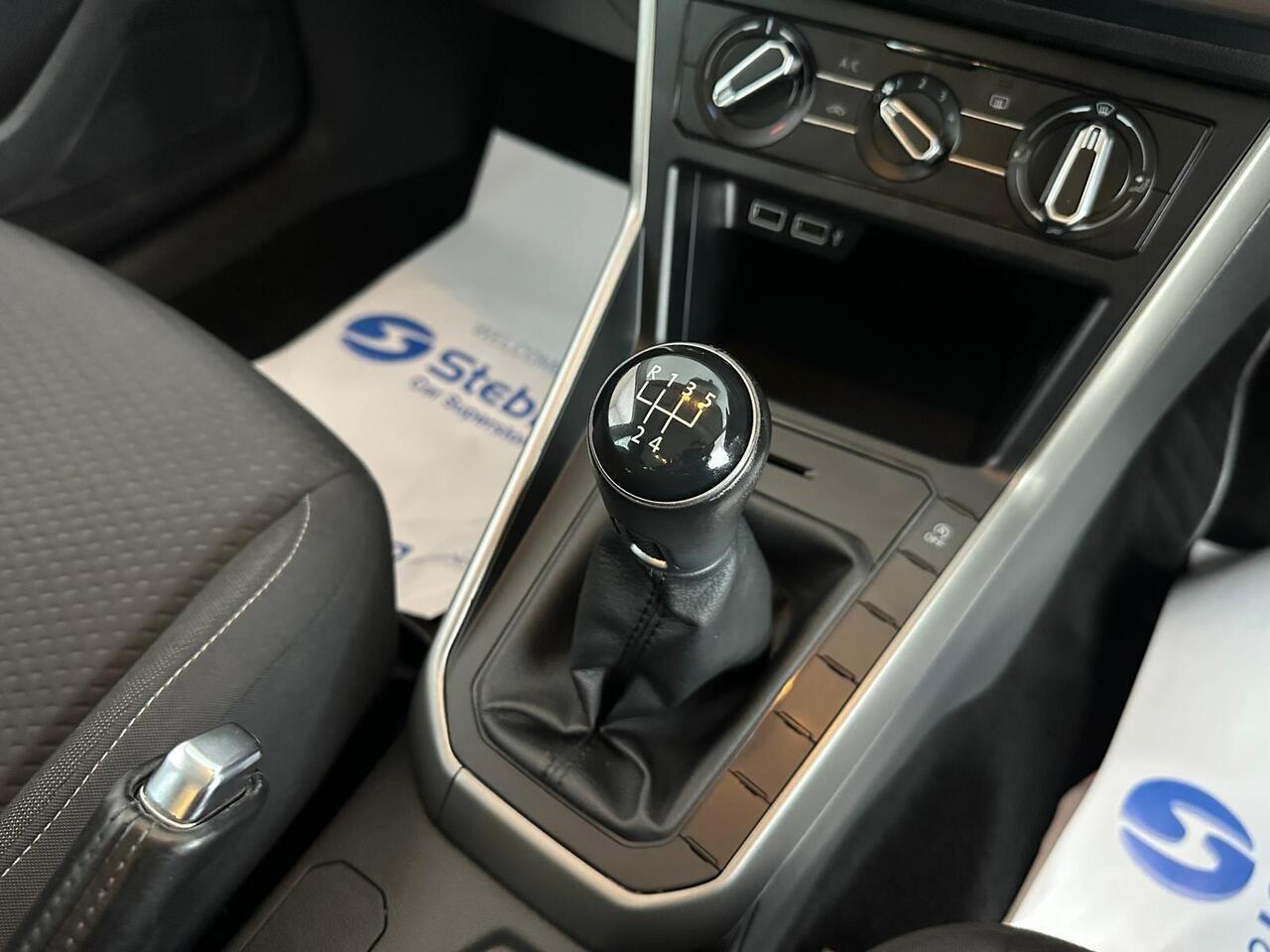 Volkswagen Polo AW19CXP