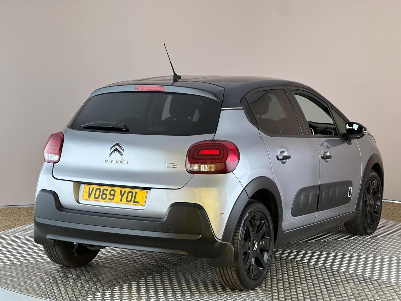 Citroen C3 OV69YOL