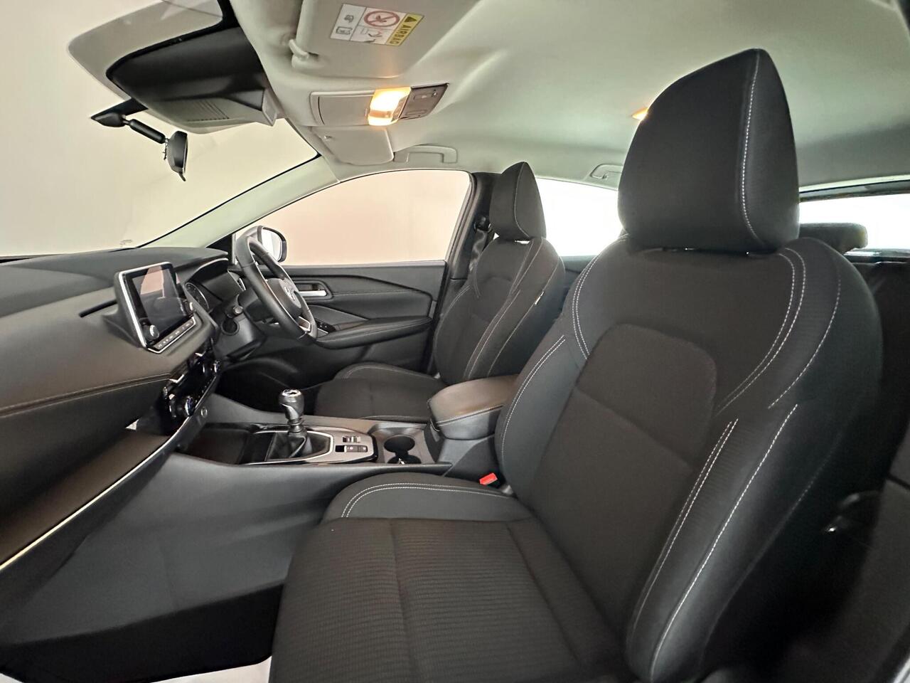 Nissan Qashqai DV71UZC