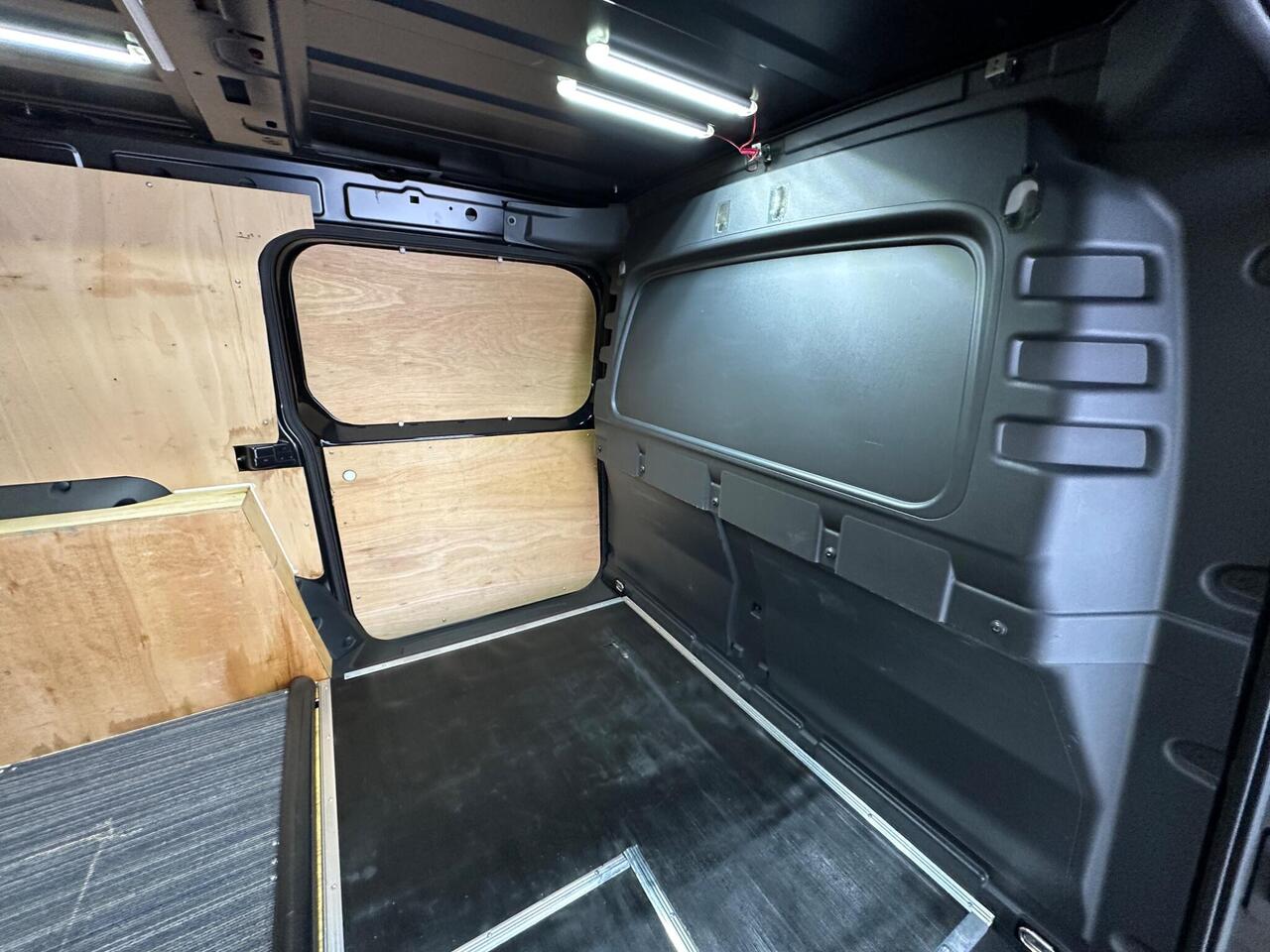 Volkswagen Caddy Maxi OV23YSY