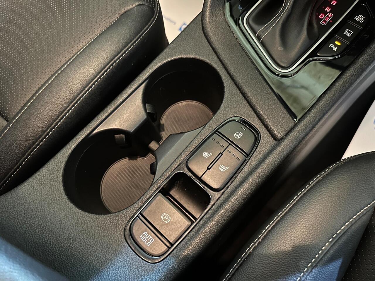 Kia Niro MA70CJJ