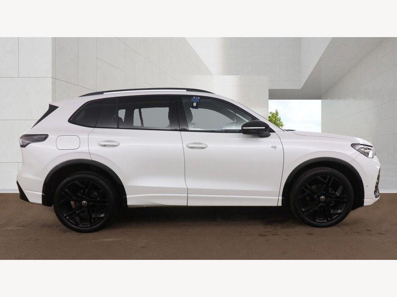 Volkswagen Tiguan WJ25GGU