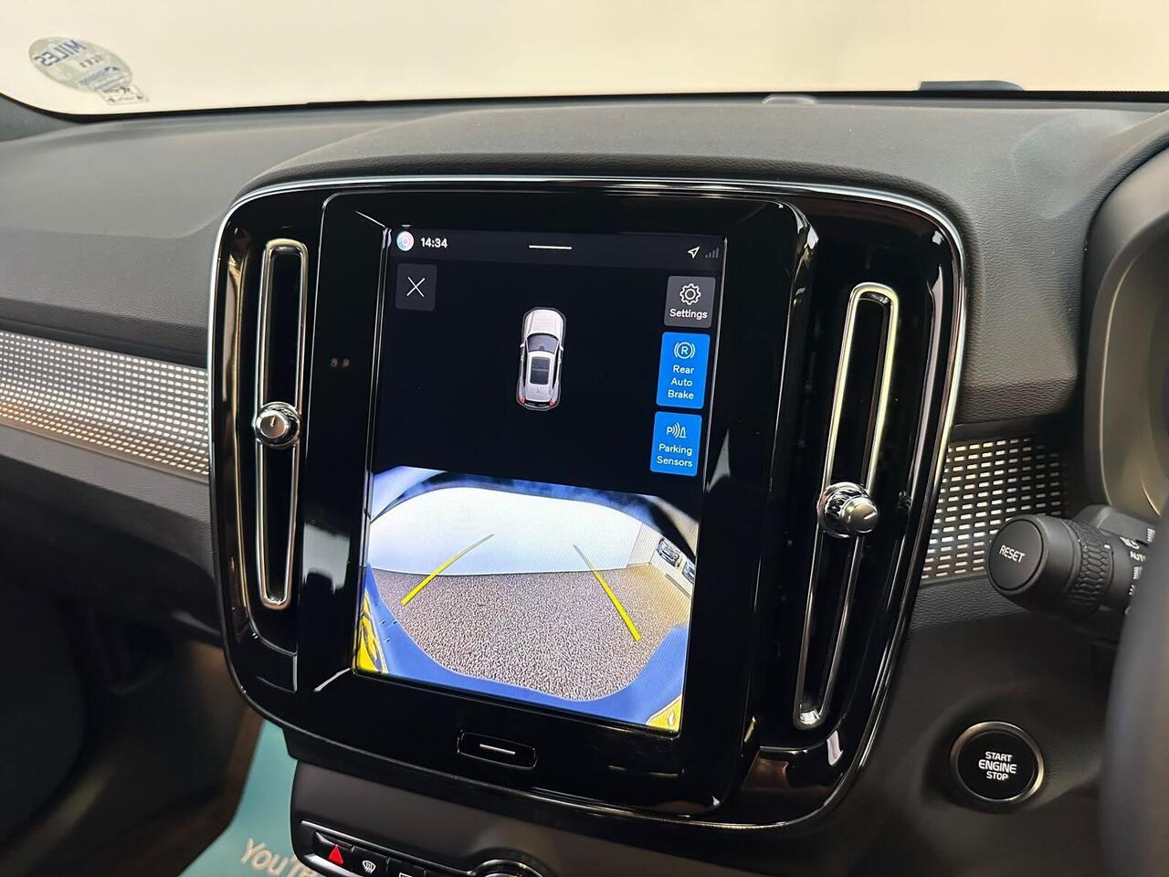 Volvo XC40 FL25SYC