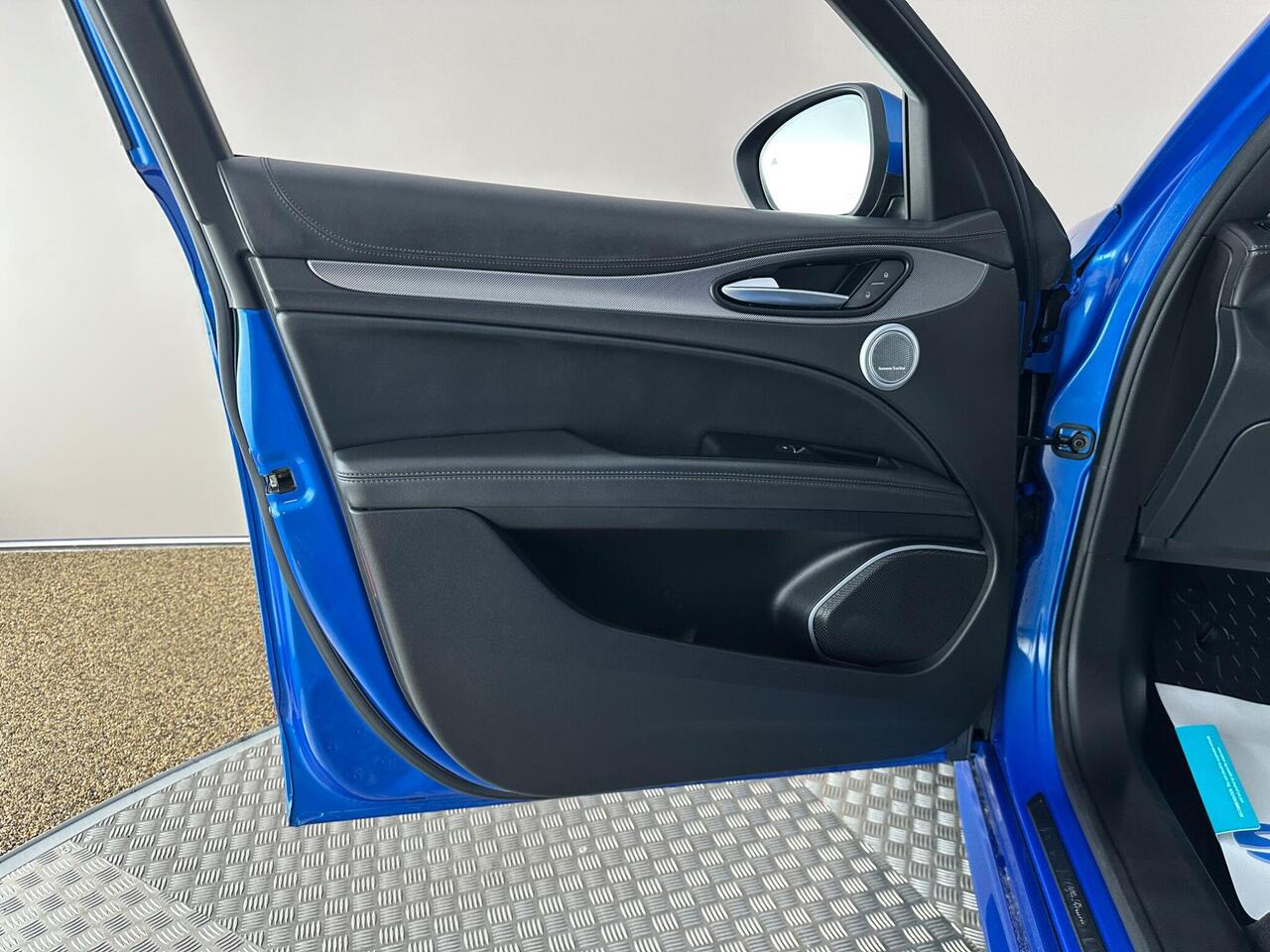 Alfa Romeo Stelvio SR70GHX