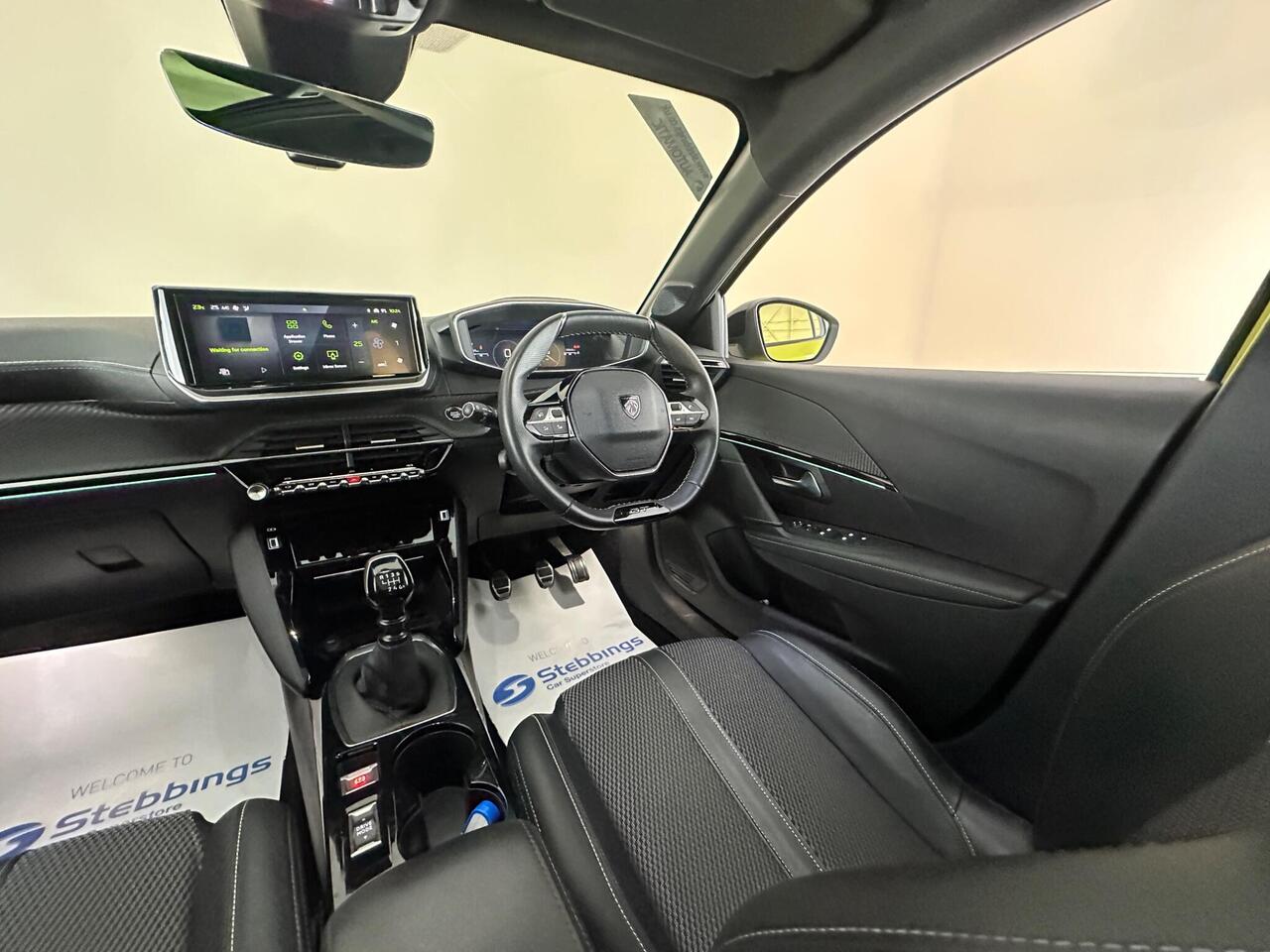 Peugeot 208 FL24CFM