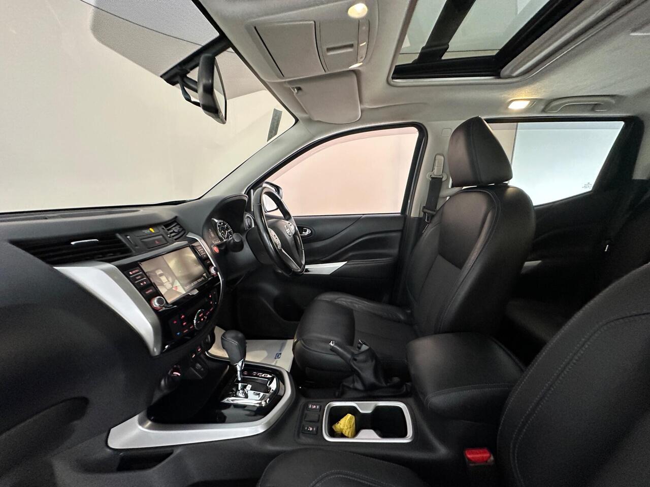 Nissan Navara SH21EBU